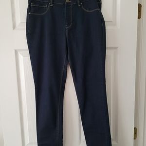 Signature Studio Jeans Size 10